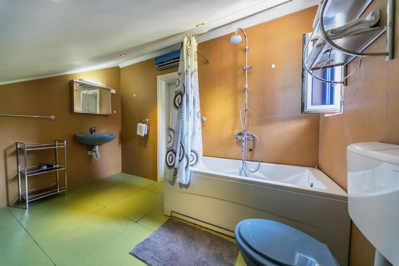 Villa Тиват Экстерьер фото